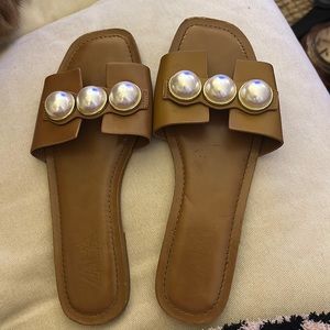 Zara pearl slides - blogger favorite!